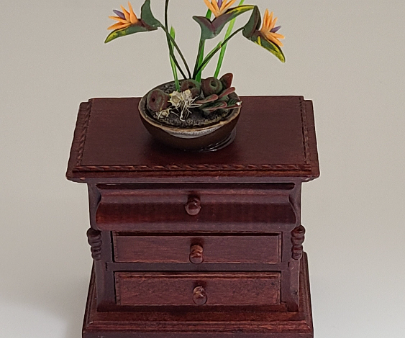 Miniature Wooden Stand with Birds of Paradise Flowers ST1020-2-4